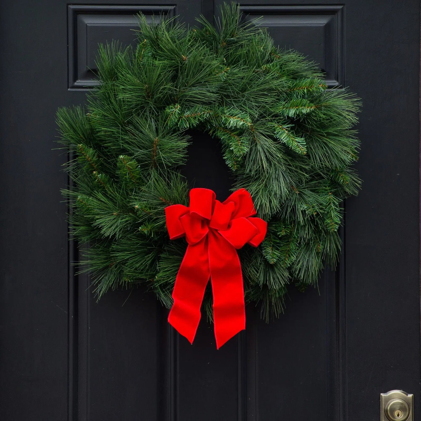 CW1189OutdoorUVProtectedLongNeedlePineChristmasWreathwithRedVelvetBow_1 Outdoor UV Protected Long Needle Pine Christmas Wreath with Red Velvet Bow - Image 1