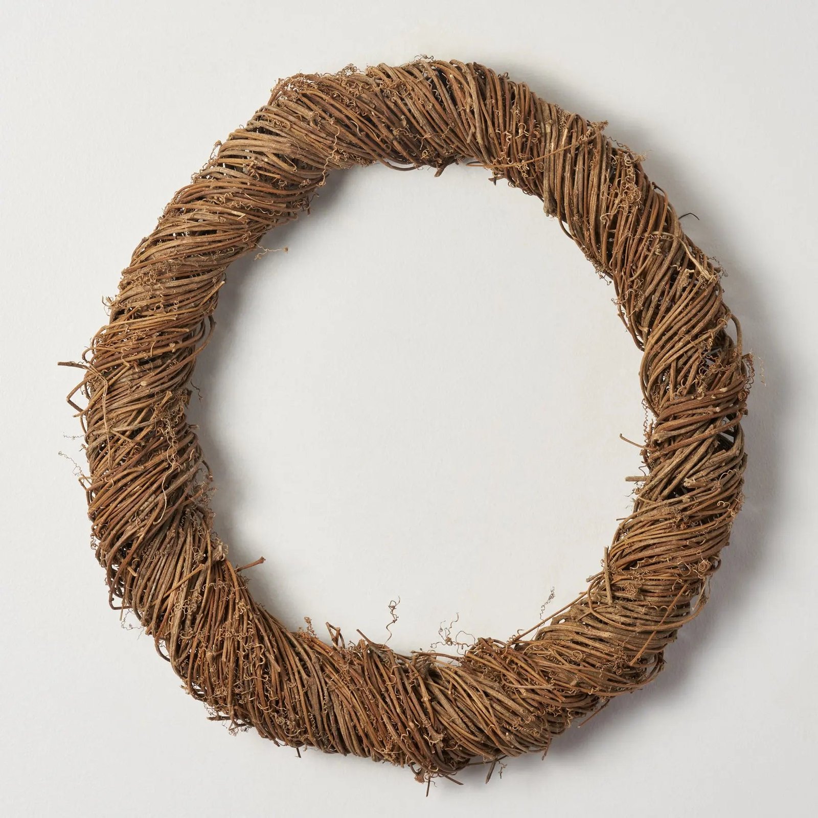 EDW1098AllSeasonWrappedNaturalGrapevineTwigEverydayWreath-AvailableInTwoSizes_4 All Season Wrapped Natural Grapevine Twig Everyday Wreath - Available In Two Sizes - Image 1