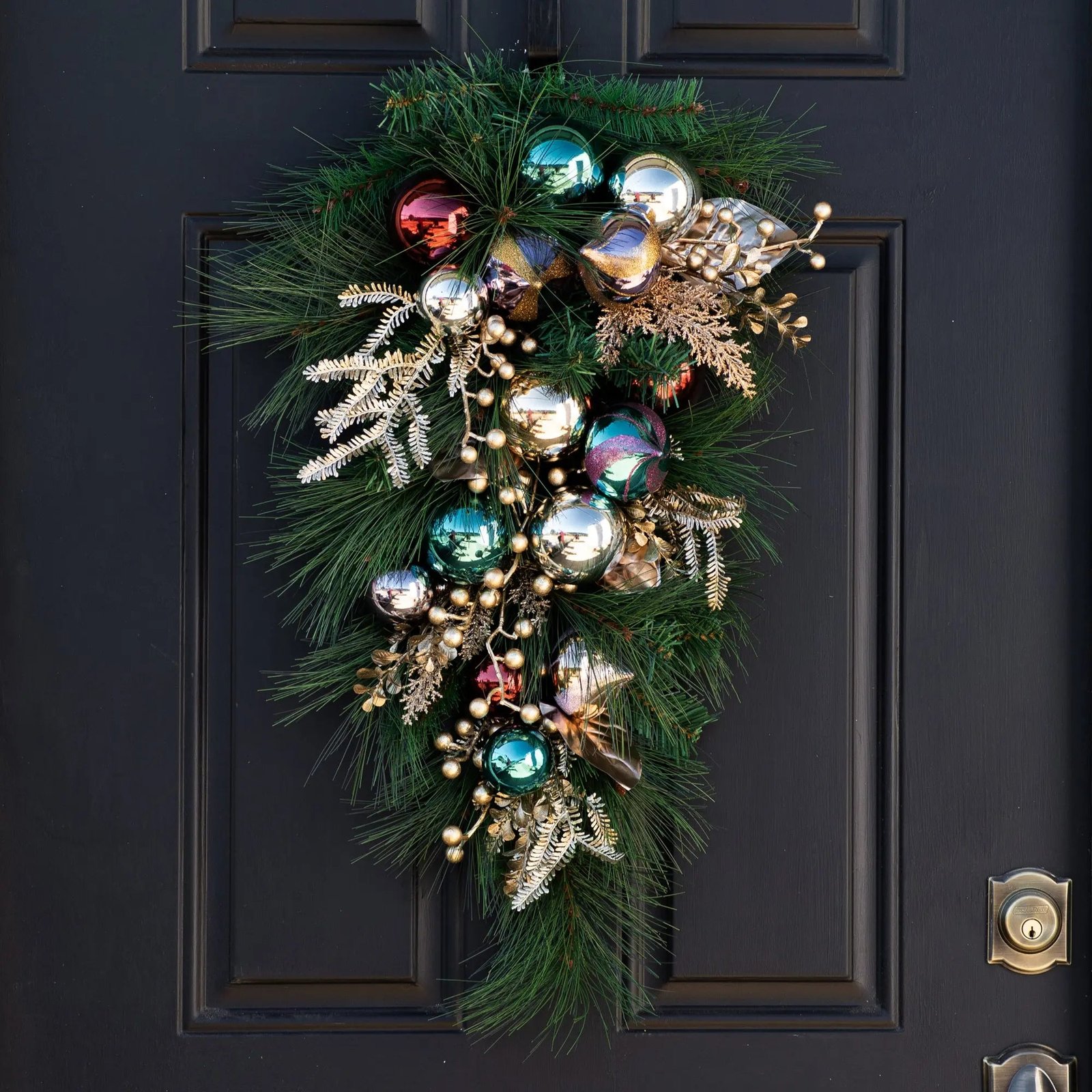 FDS1060-PMVintageChristmasOrnamentTeardropSwagwithPine_GoldLeaf_Berry_Jewel-toneBlue_Red_Silver_PurpleShatterproofOrnaments Vintage Christmas Ornament Teardrop Swag with Pine, Gold Leaf & Berry, Jewel-tone Blue, Red, Silver, & Purple Shatterproof Ornaments - Image 1