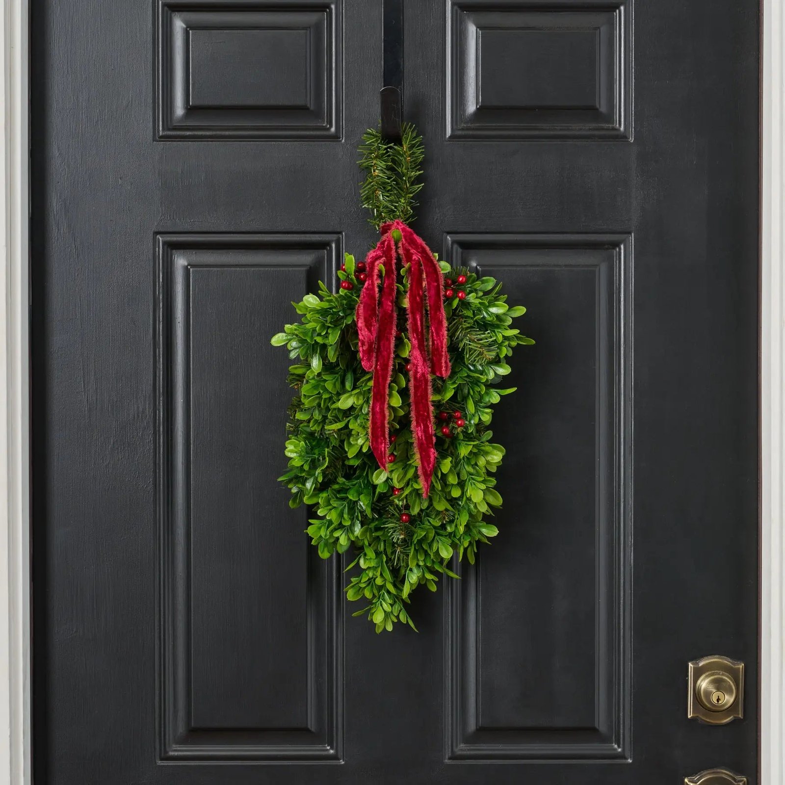 FDS139ChristmasBerry_BoxwoodHangingMiniSwagwithRedVelvetSilkRibbon_2 Christmas Berry & Boxwood Hanging Mini Swag with Red Velvet Silk Ribbon - Image 1