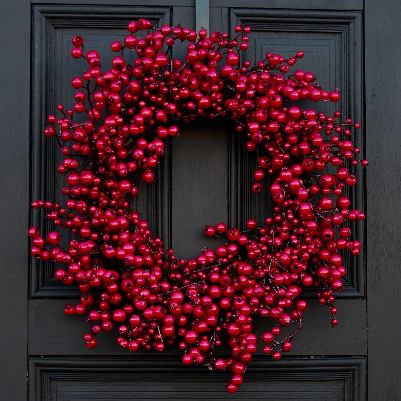 Waterproof_Red_Berry_Front_Door_Christmas_Wreath_24_3 Waterproof Red Berry Front Door Christmas Holiday Front Door Wreath - Image 1